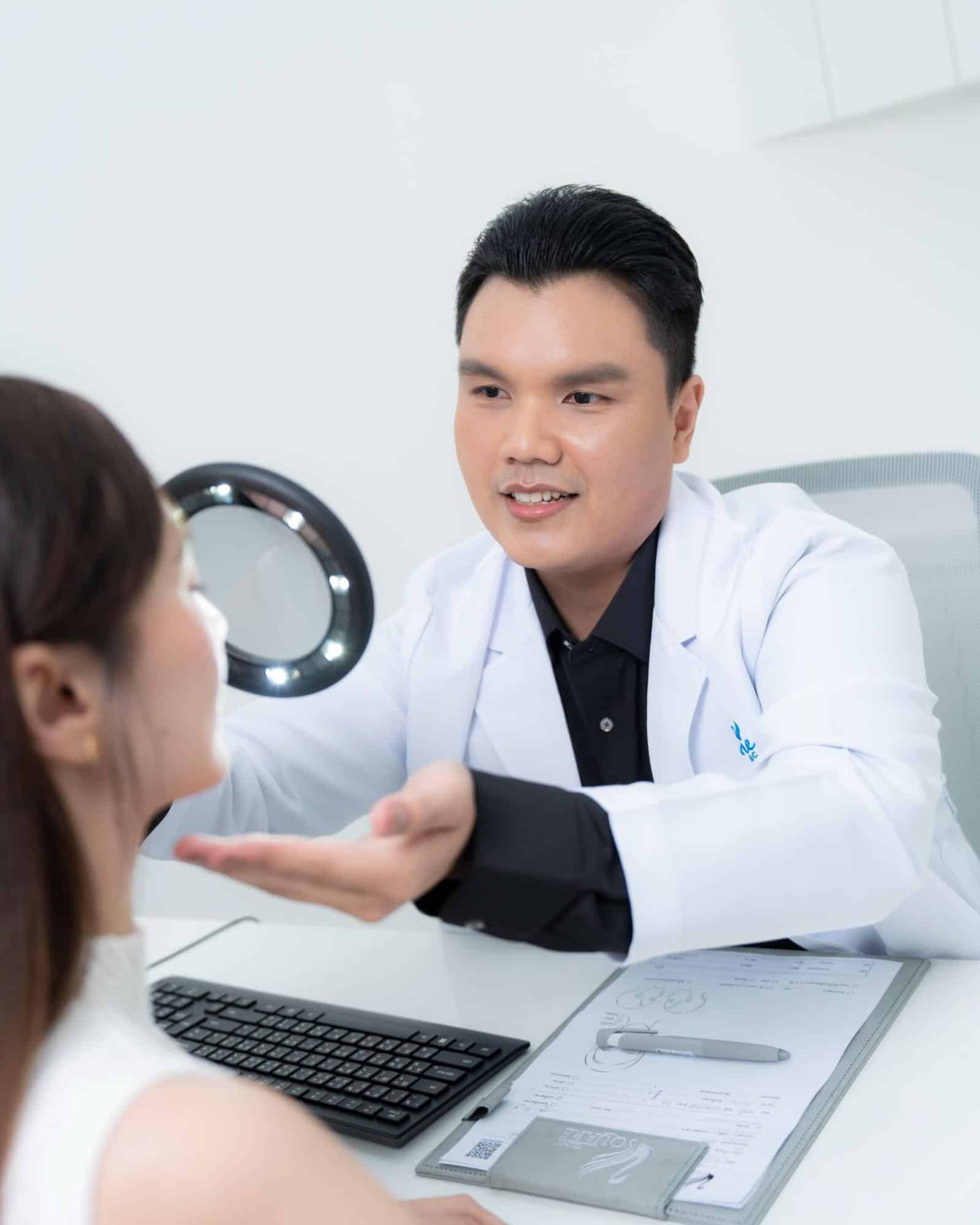 Pico Laser Consult by By Dr.Suranart Deesuwan